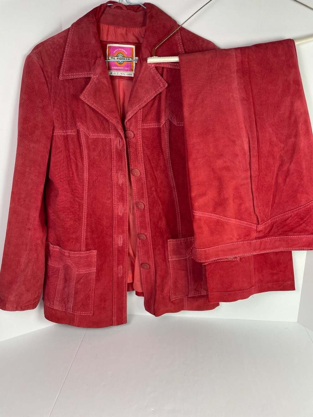 Vintage Ms. Pioneer Red Suede 2-Piece Jacket and Pants Suit Womens Small
